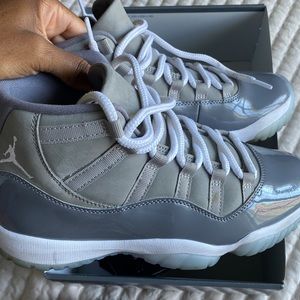 Air Jordan 11 Retro Cool Grey 8.5